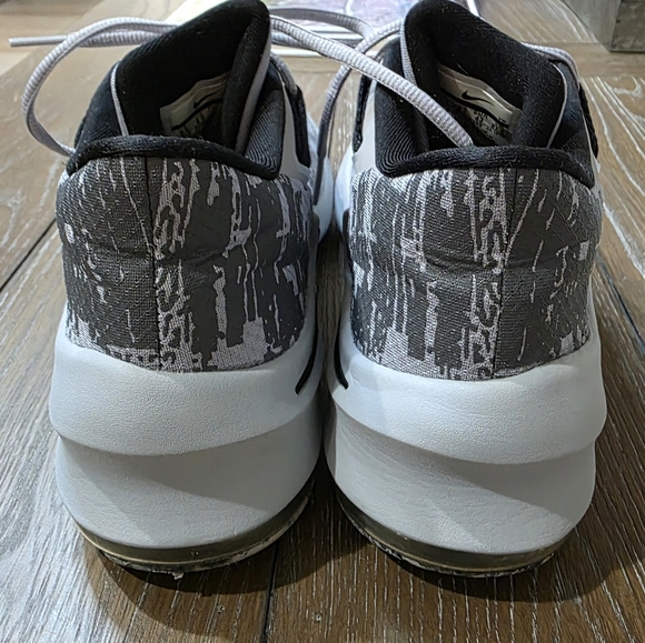 Nike Air Max Infuriate 2 Mid, Men's Size 9.5 - Picture 4 of 9